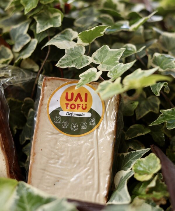 Uai Tofu Defumado 1kg Organico Soja Queijo Vegetal Vegano