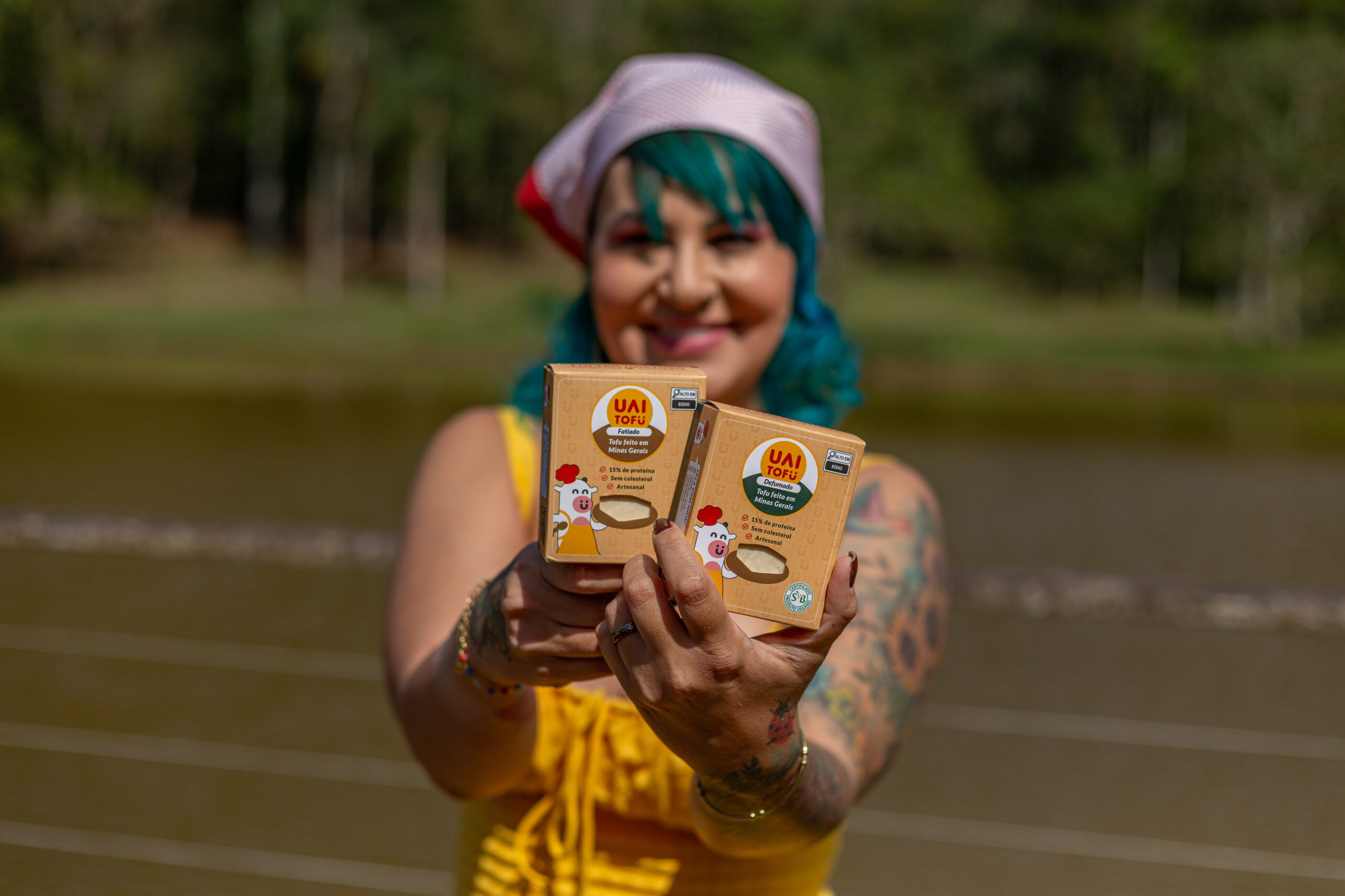 Dupla: UAI Tofu Defumado Peça + UAI Tofu Defumado Fatiado